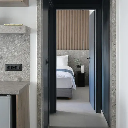 Opulence12 3*