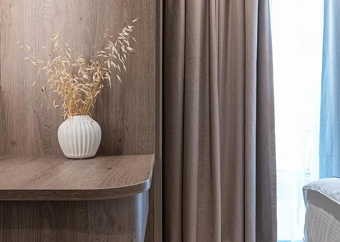 Opulence12 Hotel 3*
