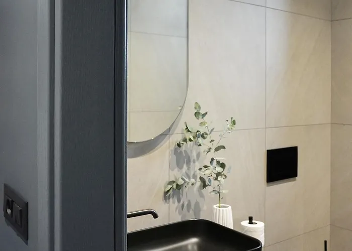 Opulence12 3*